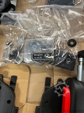 Door lock DAF Nightlock set XF106