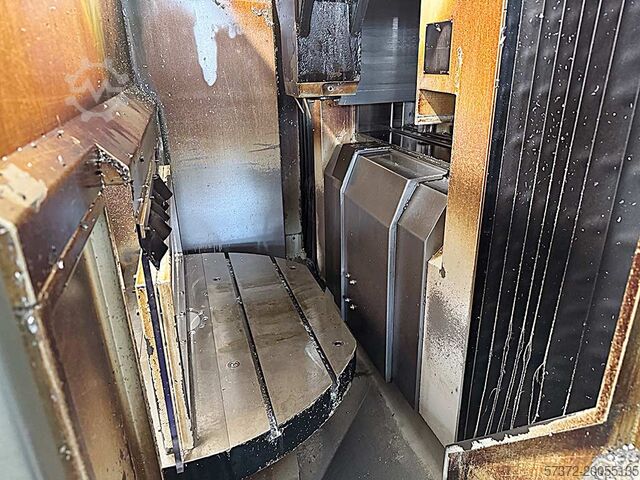 CNC Machining Center Stama MC 325/S