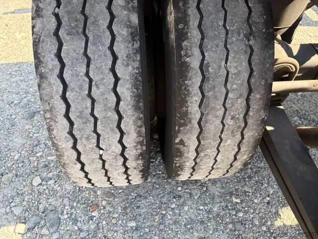 Swap chassis trailer SOMMER Verzinkte BDF Lafette 235/75R17,5 BPW