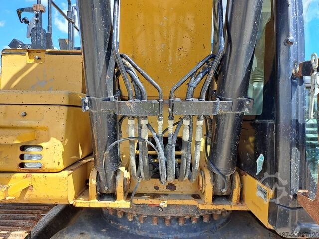 Crawler excavator CAT 330FLN