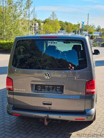 Kleinbus VW T5  Multivan Comfortline-DSG-AHK-7Sitze-St.Heiz