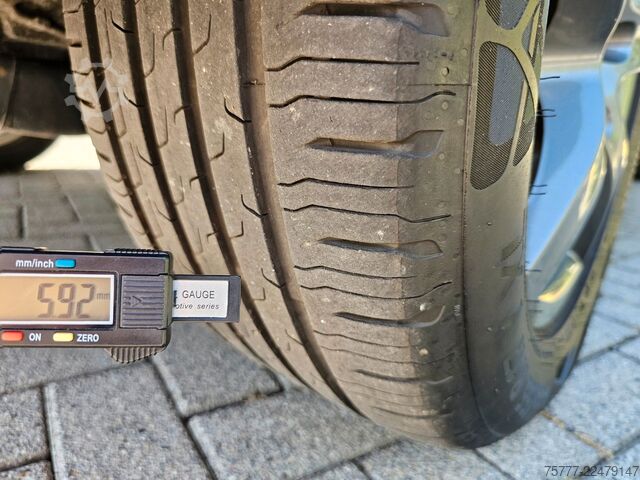 Kleinbus VW T5  Multivan Comfortline-DSG-AHK-7Sitze-St.Heiz