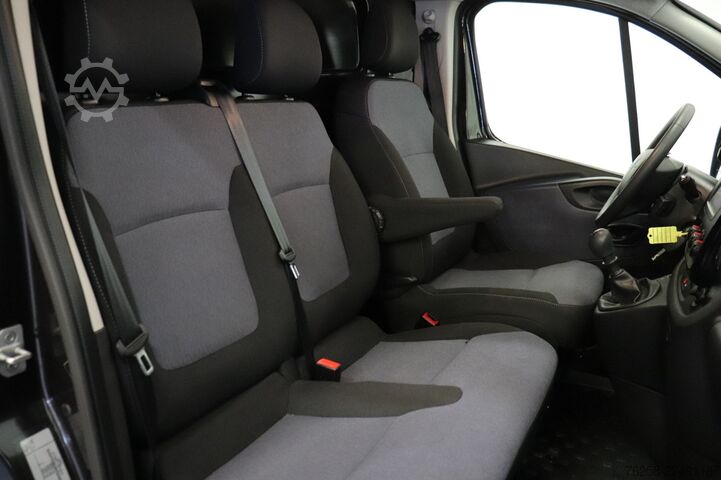 Delivery van Opel Vivaro 1.6 CDTI 125PK EURO 6 - Airco - Navi - C...