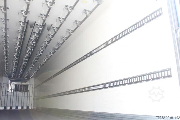 Semitrailer Chereau Thermo King SLXi 200  Fleischer Meat Viande