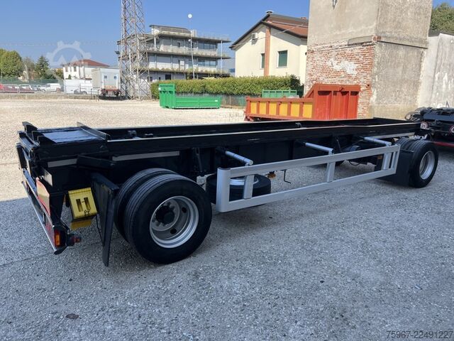 Skip hoist trailer Bartoletti 