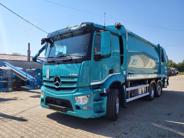 Garbage truck Mercedes-Benz Antos 2533