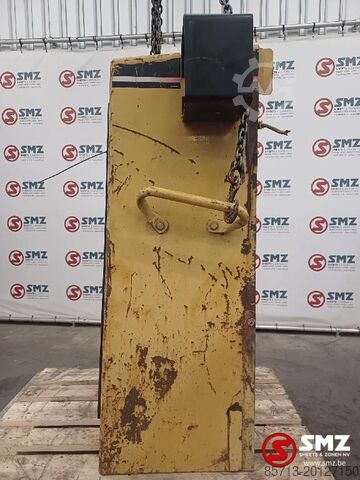 Bonnet Caterpillar Occ grille D6M Caterpillar