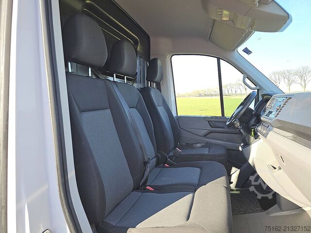 High-roof van VOLKSWAGEN CRAFTER 35 2.0 L3H2 Airco Euro6