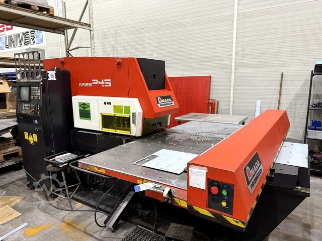 CNC-Stanzmaschine AMADA ARIES 245