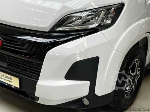 Teilintegriertes Wohnmobil Bürstner Signature SFT 7.0