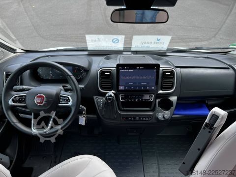 Teilintegriertes Wohnmobil Bürstner Lyseo TD 727 G