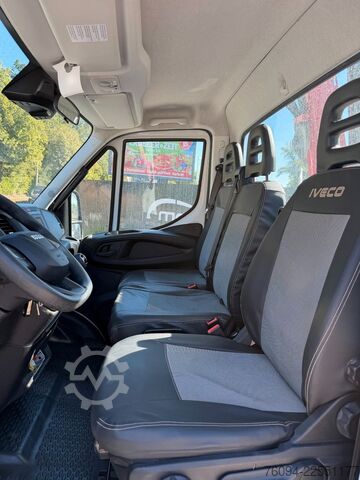 Autokranwagen IVECO Daily 72-180 Meiller Kipper Kran 10m FUNK AHK