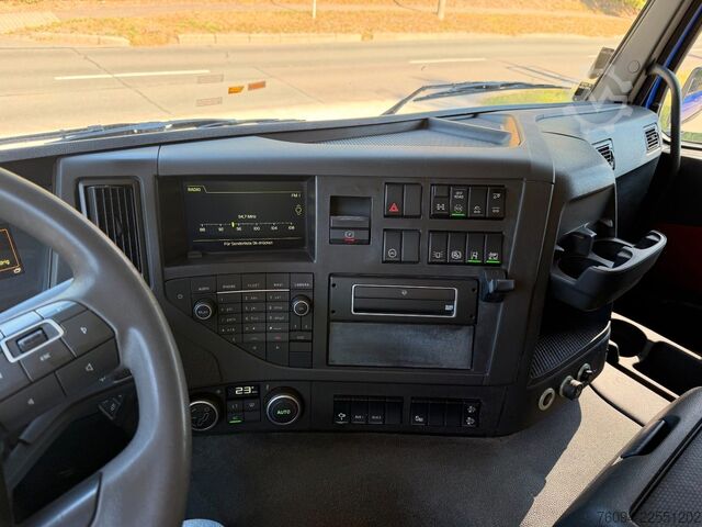 Kipper LKW VOLVO FMX 6x4 KRAN abstattelbar 18m Kipper Bordmatik