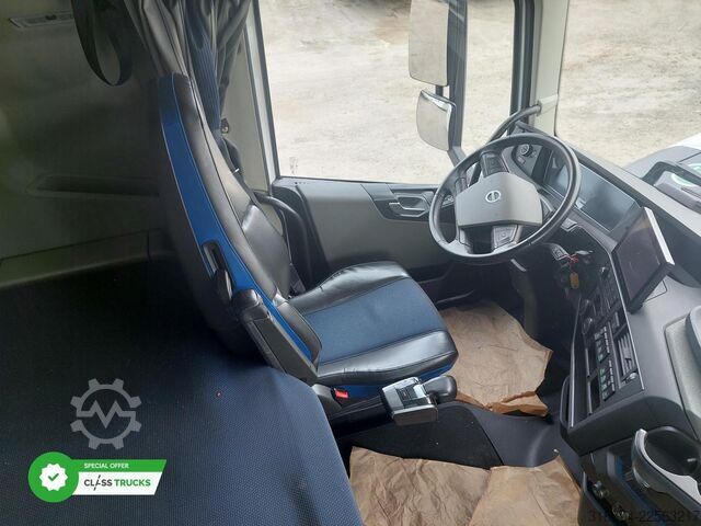 Standard tractor unit VOLVO FH 500 Globetrotter XL
