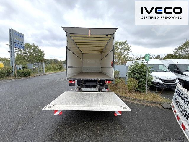Transporter mit Koffer IVECO 70C18HA8