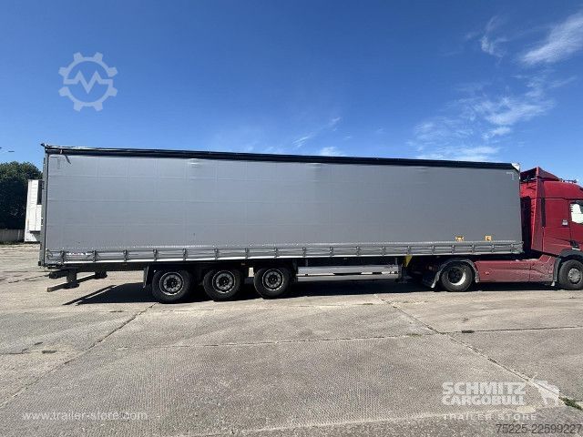 Auflieger mit Pritsche & Plane Schmitz Cargobull Curtainsider Standard
