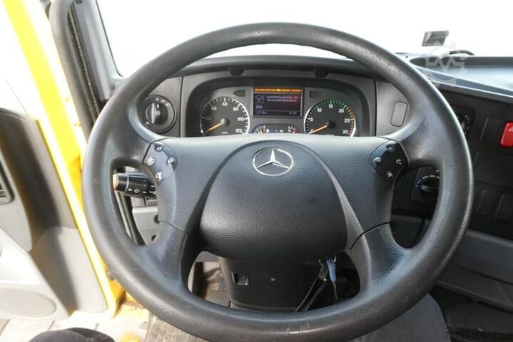 Transporter mit Koffer MERCEDES-BENZ Atego 816 BL Möbelkoffer