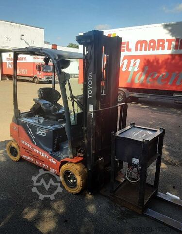 Hochhubwagen Toyota Traigo 48-8FBM20T Elektro 2t