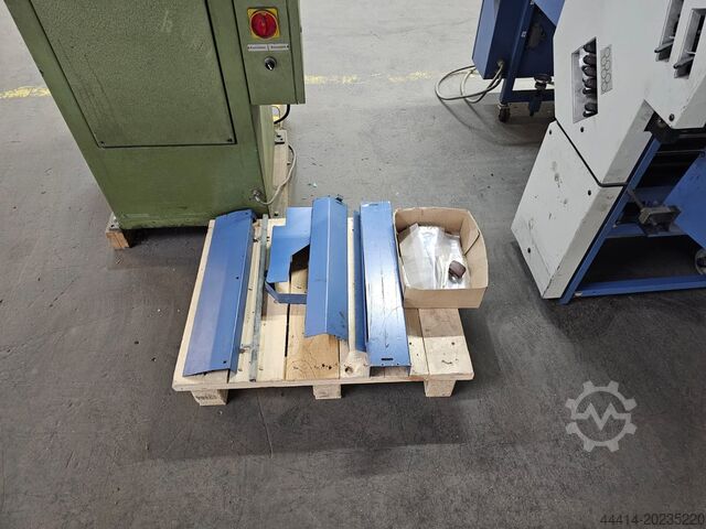 Folding machines and units Herzog  Heymann Kleinstfalzmaschine KL112 – 1250