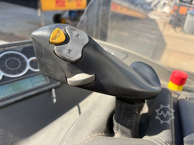 VS-23045 Vierwege-Schubmaststapler Still FM4W25 Seitenstapler STILL FM 4W 25