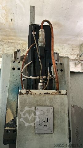 3-axis CNC traveling column milling machine Donau Danusys 1510 L
