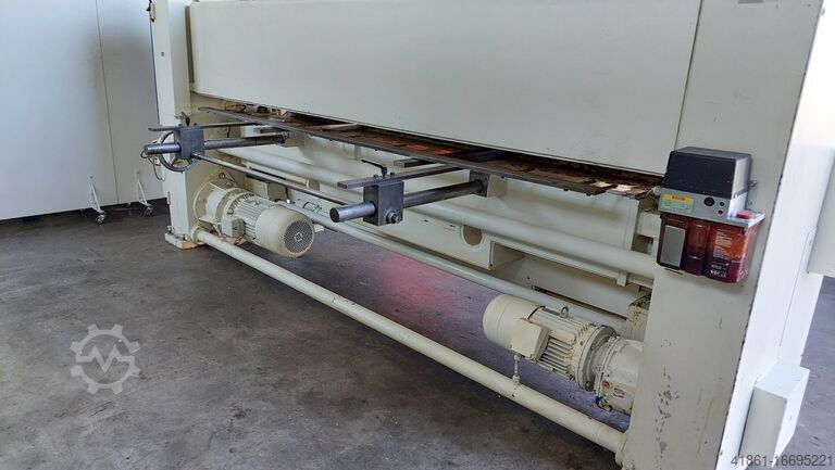 Universal folding machine FASTI 212/25/5