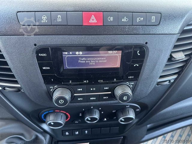 Pritschenwagen IVECO 60C16H 3.0L *R4.350mm*AHK*DiffSperre*Klima*