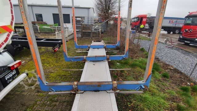 Logging truck SCHEMELAUFBAU MIT ExTe Rungen, Schemel