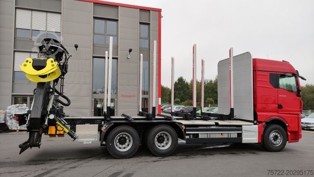 Holztransporter LKW MAN TGX 33.510 6x4 BL/KRAN TAJFUN LIV ODER EPSILON