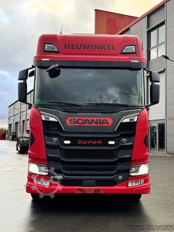 Holztransporter LKW SCANIA R580 6x4 Kurzholz LKW mit Epsilon M12Z 83