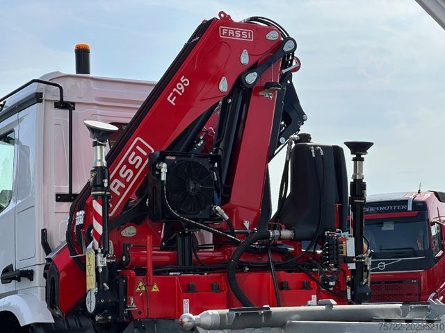 Sonstige MERCEDES-BENZ Arocs 3348 AK 6x6 Krankipper mit Fassi F195A2.24