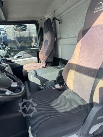 LKW mit Getränkeaufbau MAN TGM 18.290 / LBW / 2 x AHK / 15 PAL