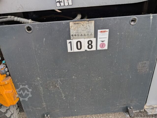 Elektro 4 Rad-Stapler Still RX 60 40 // Batterie 2024 // 2.159 Std. // Seitens