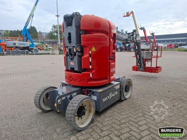 Gelenkteleskoparbeitsbühne Skyjack SJ30 ARJE