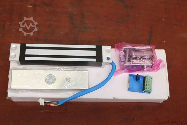 Safety switch surface magnet BSW EF150UPCTC