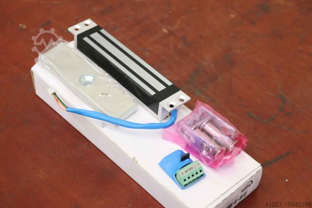 Safety switch surface magnet BSW EF150UPCTC