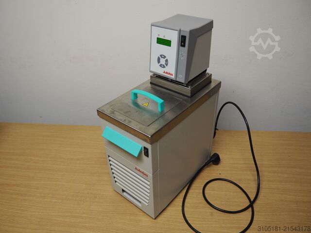Umlaufbad mit Chiller/Heizer Julabo ED F12