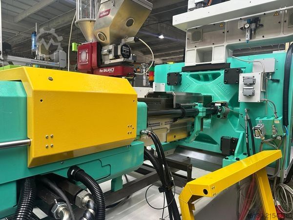 Spritzgießmaschine Arburg 570H 2000-800 e²