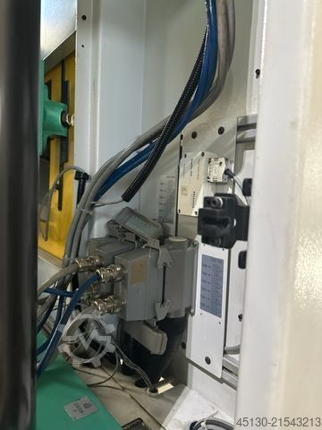 Spritzgießmaschine Arburg 1500T 3200-1300 e²