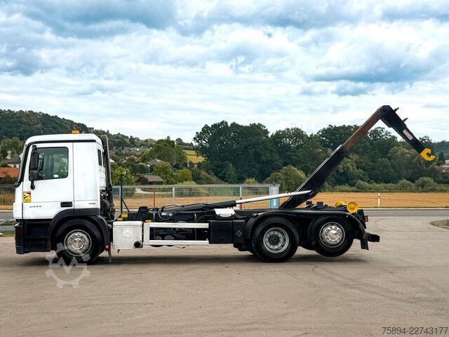 Abrollkipper MERCEDES-BENZ Actros 2544 * Abrollkipper 5,20 m!