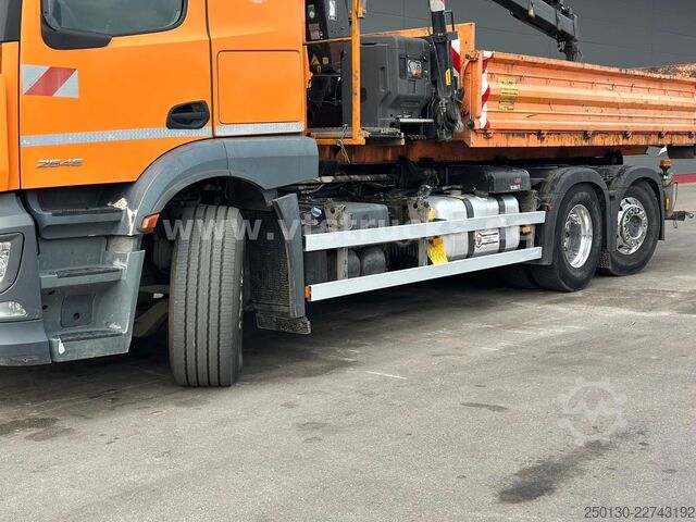 Abrollkipper MERCEDES-BENZ Actros 2546L 6x2 Lenk-/Lift Abroller mit Kran