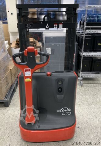 Electric pallet truck Linde L10