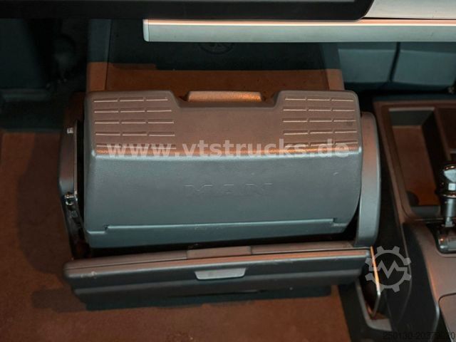 Standard SZM MAN TGX 18.560 D38 Alu Retarder Hydr. Vorrüstung