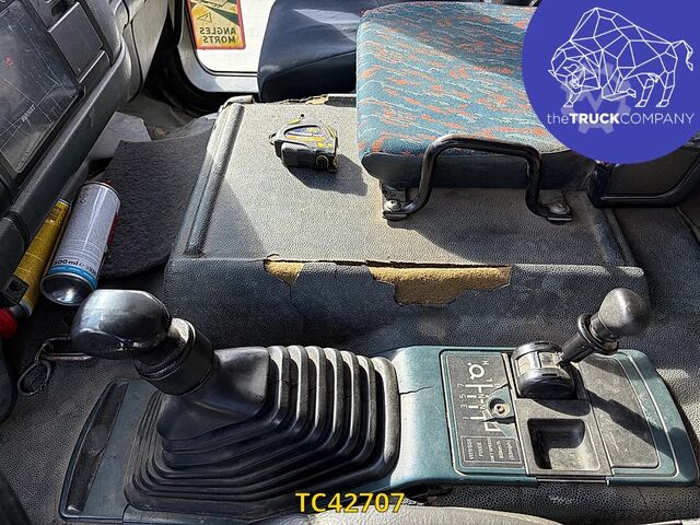 Tanker truck Renault Premium 300