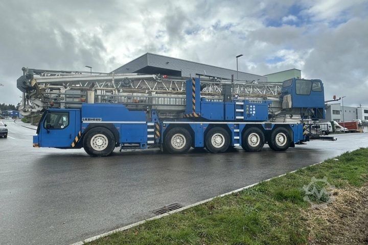 Truck mounted crane Liebherr MK100-UMK500 / Swiss-Vehicle