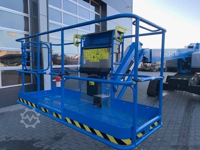 Teleskopbühne Genie S 45 XC Trax