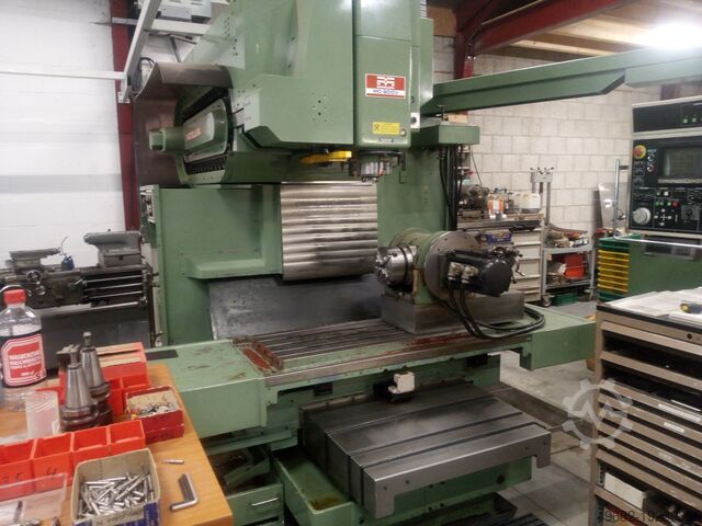 Vertical machining center Matsuura MC800V