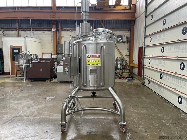 750 l Przejezdny zbiornik mieszający ze stali ko. BRABY LTD. 750 Litre