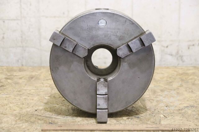 Three-jaw chuck Röhm Ø 240 mm