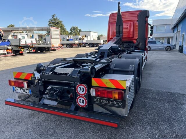 Roll-off tipper truck Mercedes-Benz Actros 2548